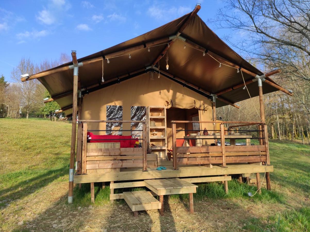 Bed and Breakfast Domaine De La Clauzade Saint-Germain-les-Vergnes Exterior foto